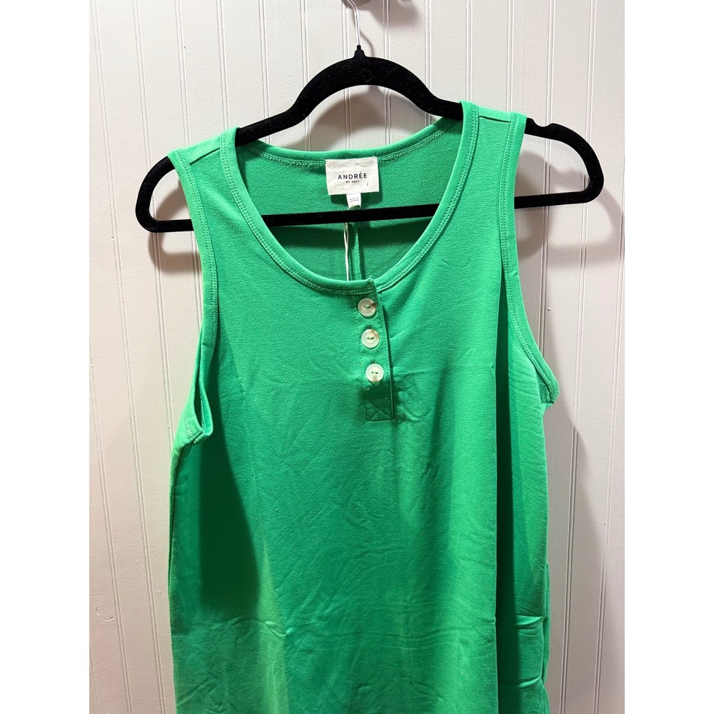 Andree by Unit Womens Green Henley Sleeveless Tank Top NWT Size Small